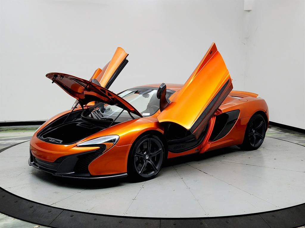 Used 2015 McLaren 650S Spider RWD image 9