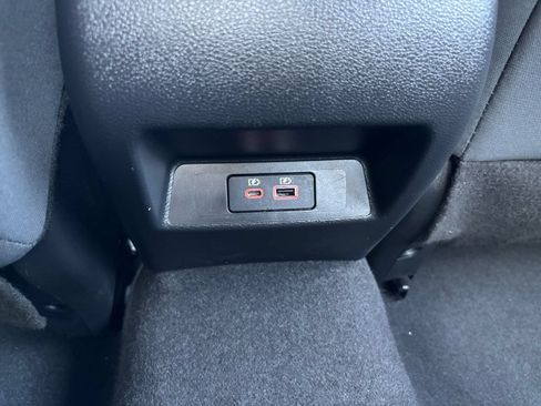 Used 2025 Nissan Altima 2.5 SV FWD image 19