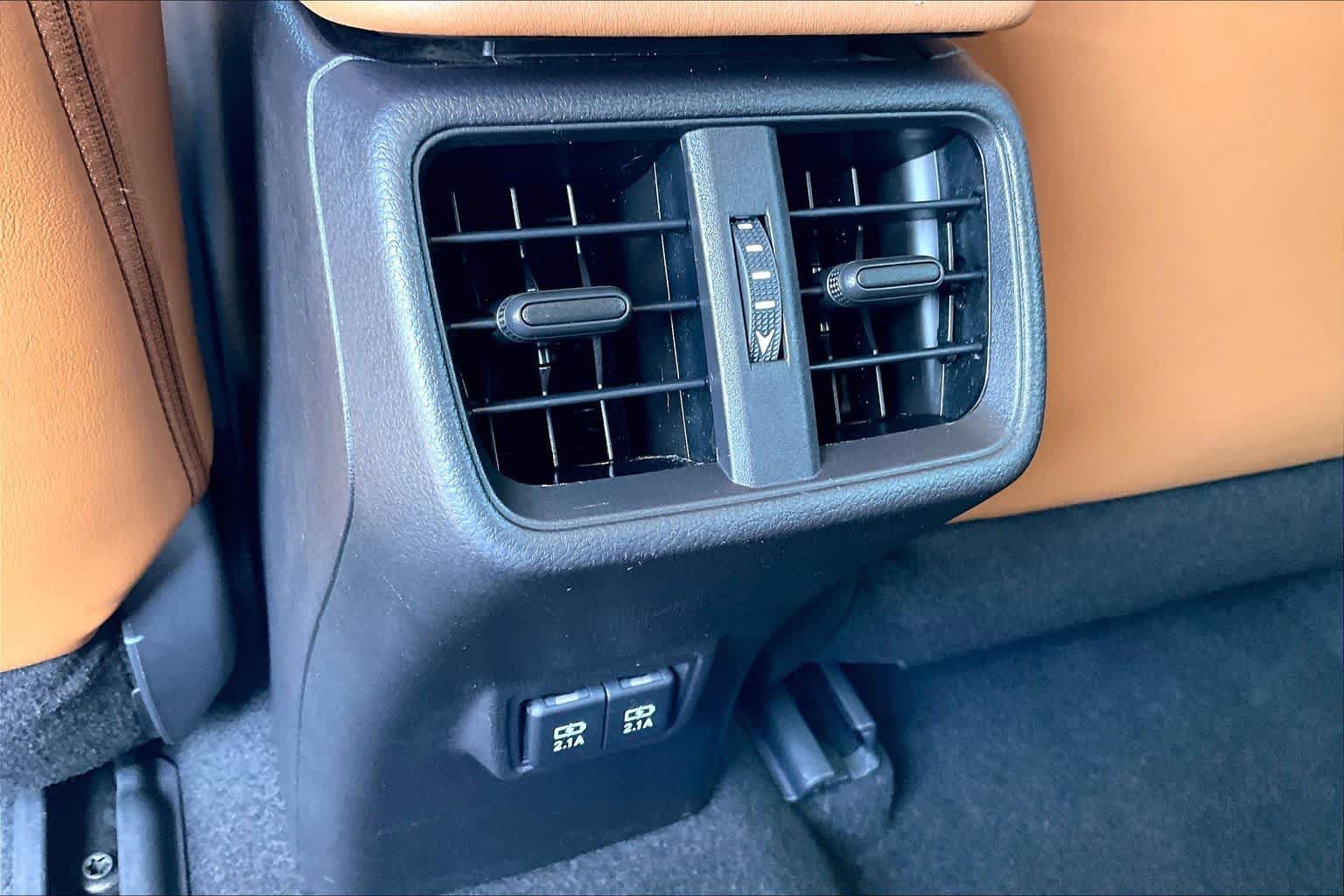 Used 2019 Lexus UX 200 w/ Premium Package FWD image 32
