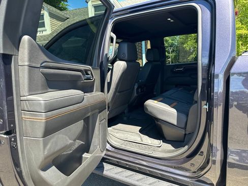 Used 2023 GMC Sierra 1500 AT4 w/ AT4 Premium Package AWD/4WD image 41