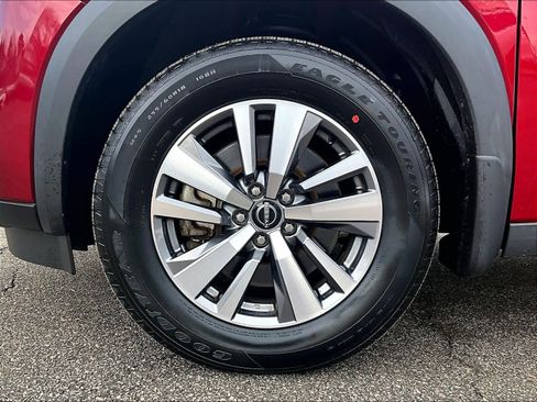 Used 2023 Nissan Pathfinder SL image 7