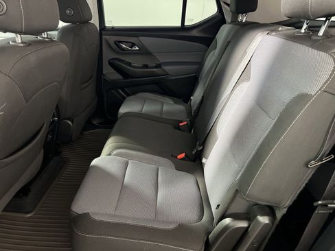 Used 2020 Chevrolet Traverse LT w/ Driver Confidence II Package AWD/4WD image 26