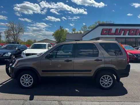 Used 2004 Honda CR-V LX image 8
