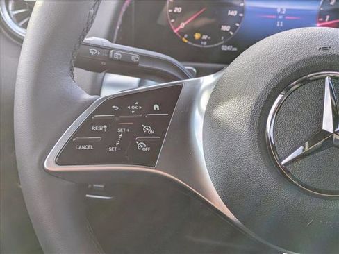 New 2026 Mercedes-Benz GLB 250 4MATIC image 14