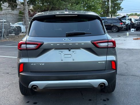 Used 2023 Ford Escape Active AWD/4WD image 5