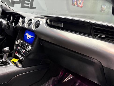 Used 2022 Ford Mustang GT w/ Equipment Group 301A image 40