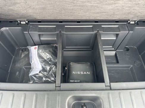 Used 2023 Nissan Pathfinder Platinum image 54