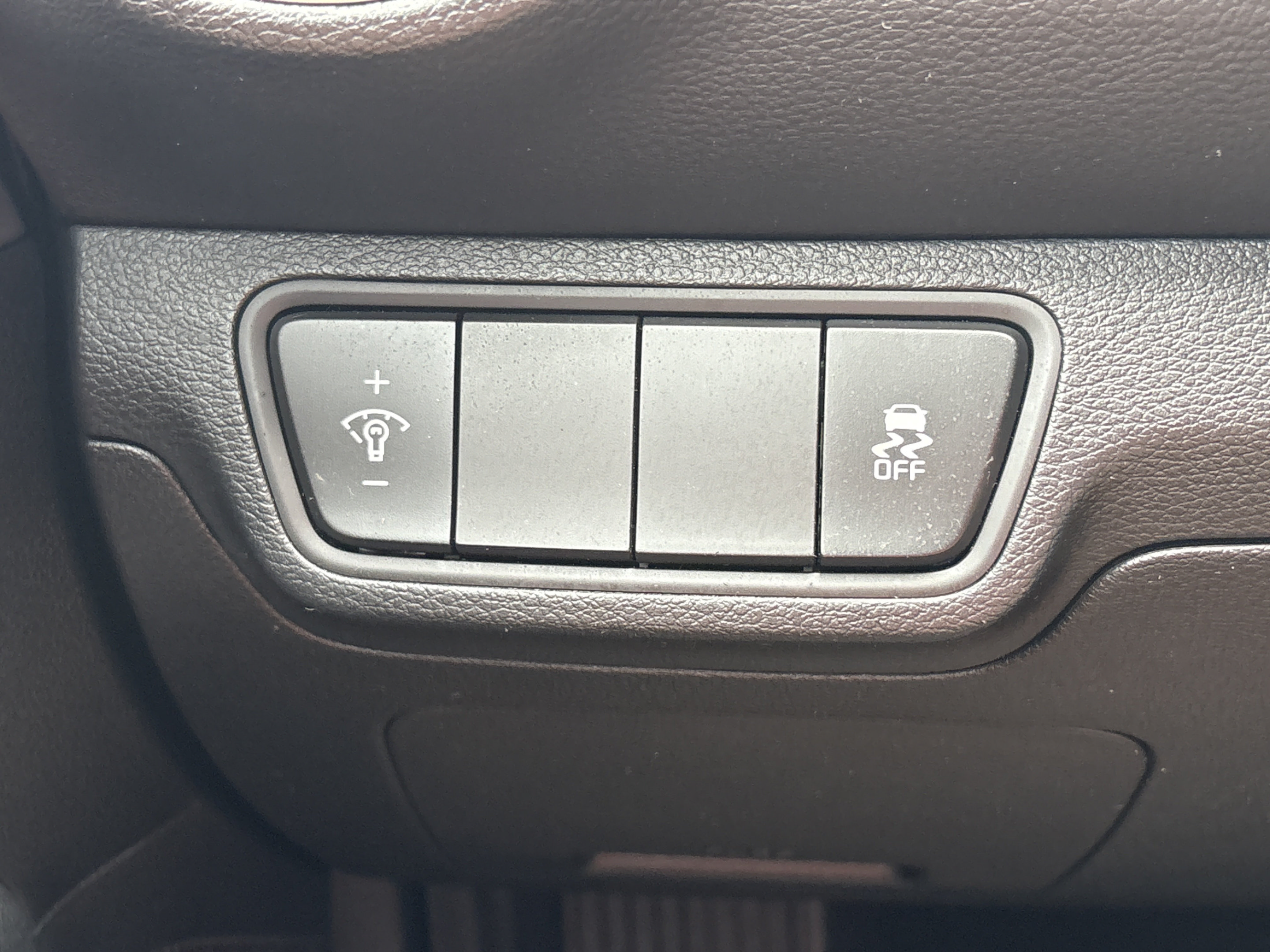 Certified 2024 Kia Forte LX FWD image 16