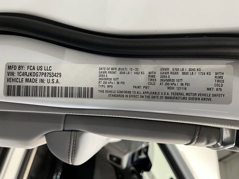 Used 2023 Jeep Grand Cherokee L Overland w/ Rear Seat Video Group I image 24