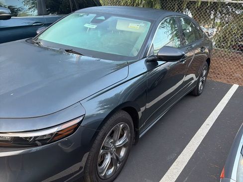 Used 2024 Honda Accord EX image 2