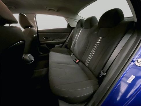 Used 2023 Hyundai Elantra SEL FWD image 25
