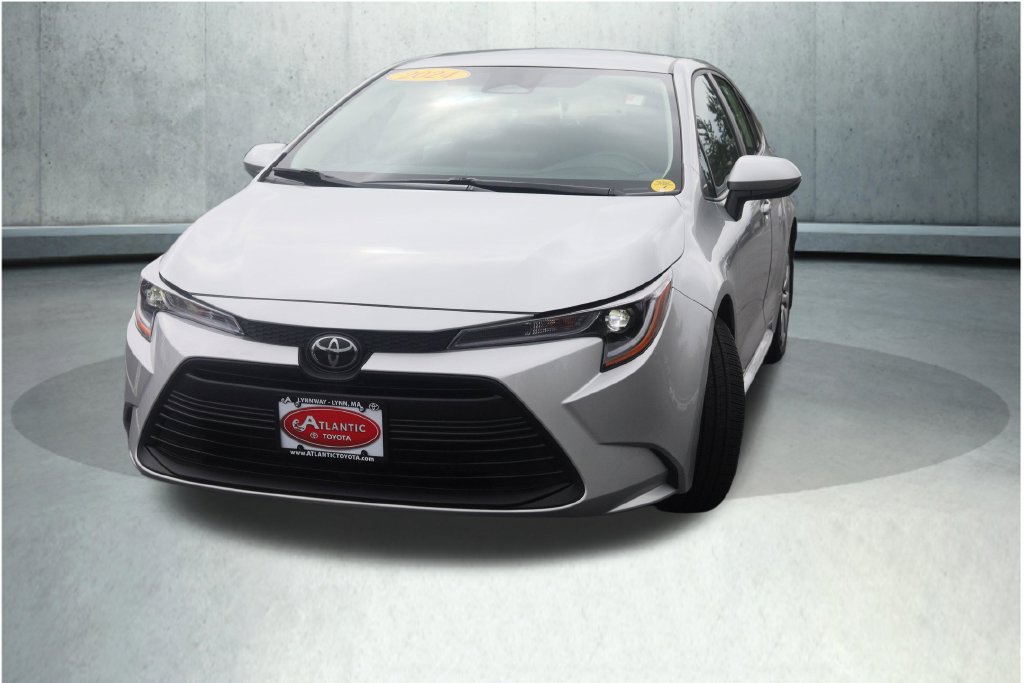 Used 2024 Toyota Corolla LE FWD image 20