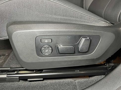 Used 2025 BMW X3 xDrive30i w/ Premium Package image 27