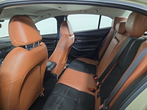 Used 2024 MAZDA MAZDA3 s image 14