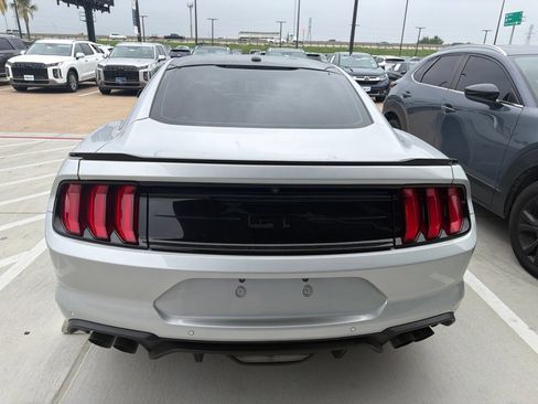 Used 2019 Ford Mustang GT Premium w/ Equipment Group 401A RWD image 5