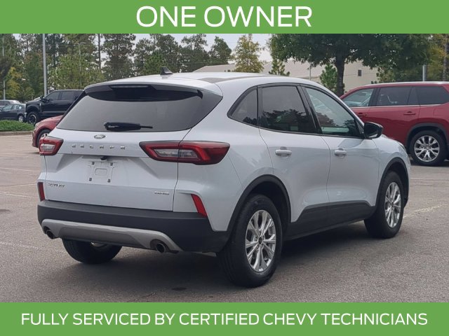 Used 2025 Ford Escape Active AWD/4WD image 4