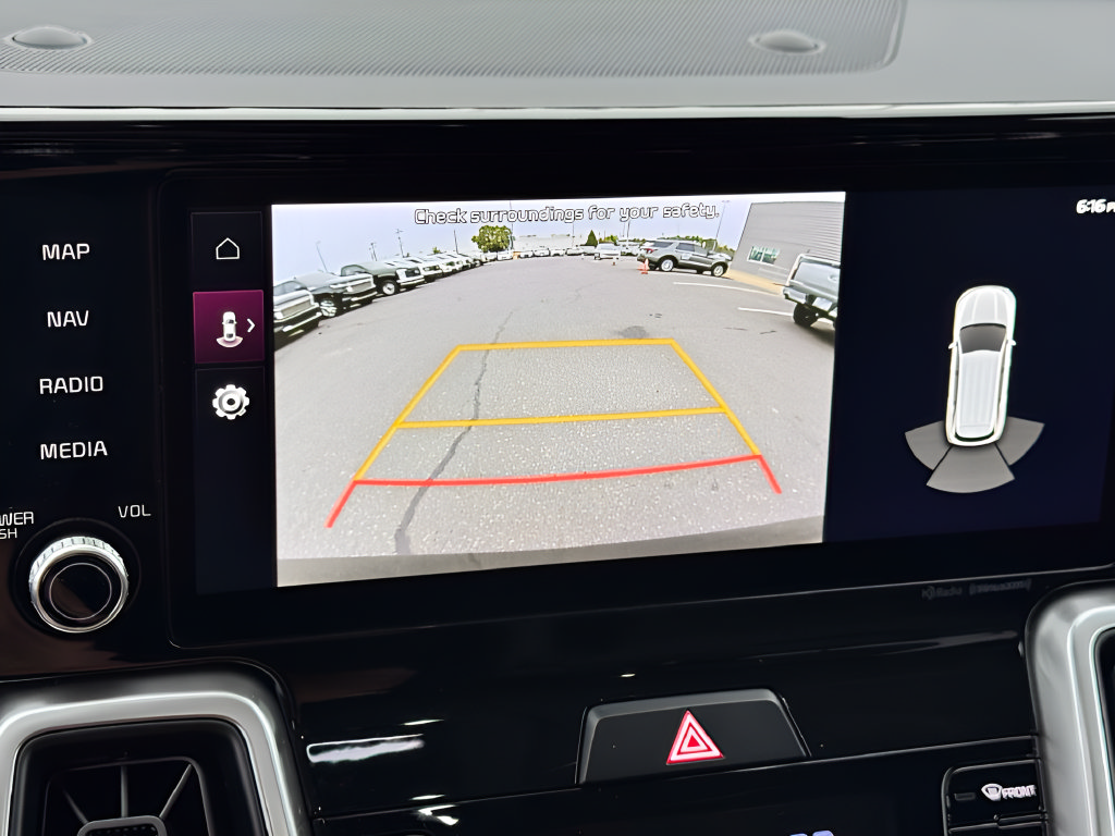 Used 2023 Kia Sorento S w/ Panoramic Sunroof Package FWD image 19