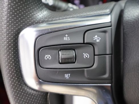 Used 2025 Chevrolet Blazer LT AWD/4WD image 32