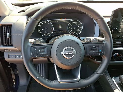 Certified 2023 Nissan Pathfinder SL w/ SL Premium Package AWD/4WD image 20