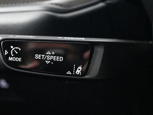 Certified 2025 Porsche Cayenne Turbo GT AWD/4WD image 27