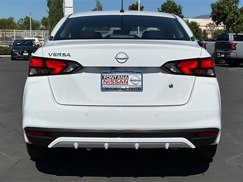 New 2025 Nissan Versa S image 4