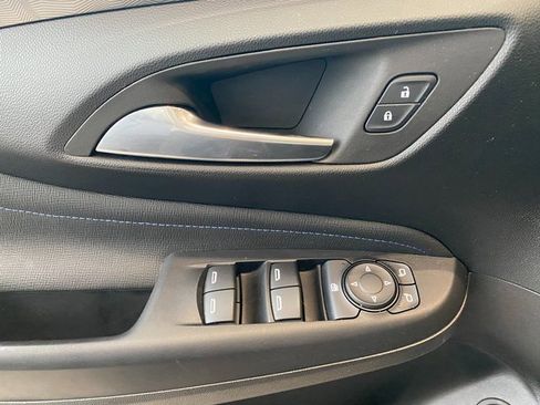 Certified 2024 Buick Envista Sport Touring w/ Convenience I Package image 12