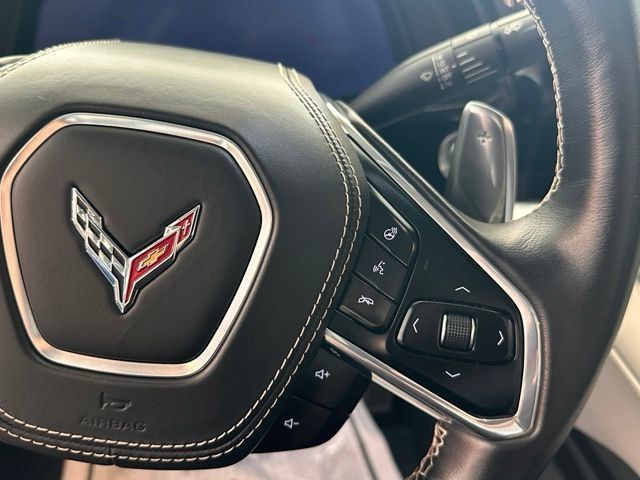 Used 2021 Chevrolet Corvette Stingray Premium Conv w/ Z51 Performance Package RWD image 24