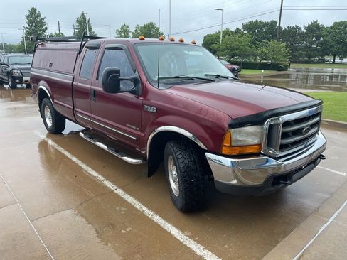 Used 2000 Ford F350 Lariat RWD image 3