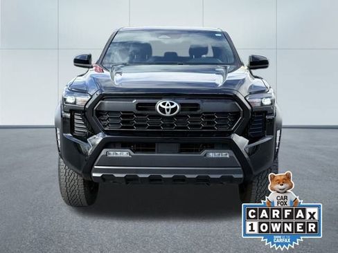 Used 2024 Toyota Tacoma TRD Off-Road image 4