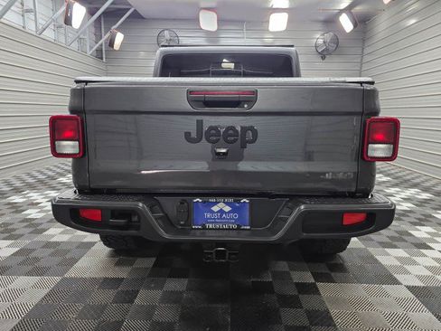 Used 2023 Jeep Gladiator Sport AWD/4WD image 6