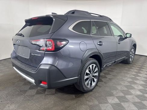 Used 2024 Subaru Outback Limited AWD/4WD image 3