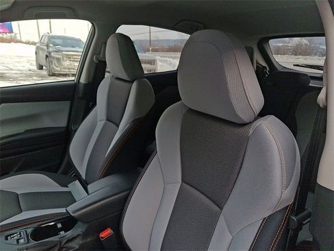 Used 2023 Subaru Crosstrek 2.0i Premium image 12