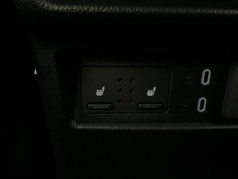 New 2025 Toyota 4Runner 4WD image 16