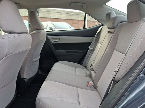 Used 2015 Toyota Corolla LE image 10