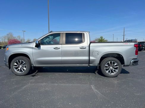 Used 2024 Chevrolet Silverado 1500 LT image 3