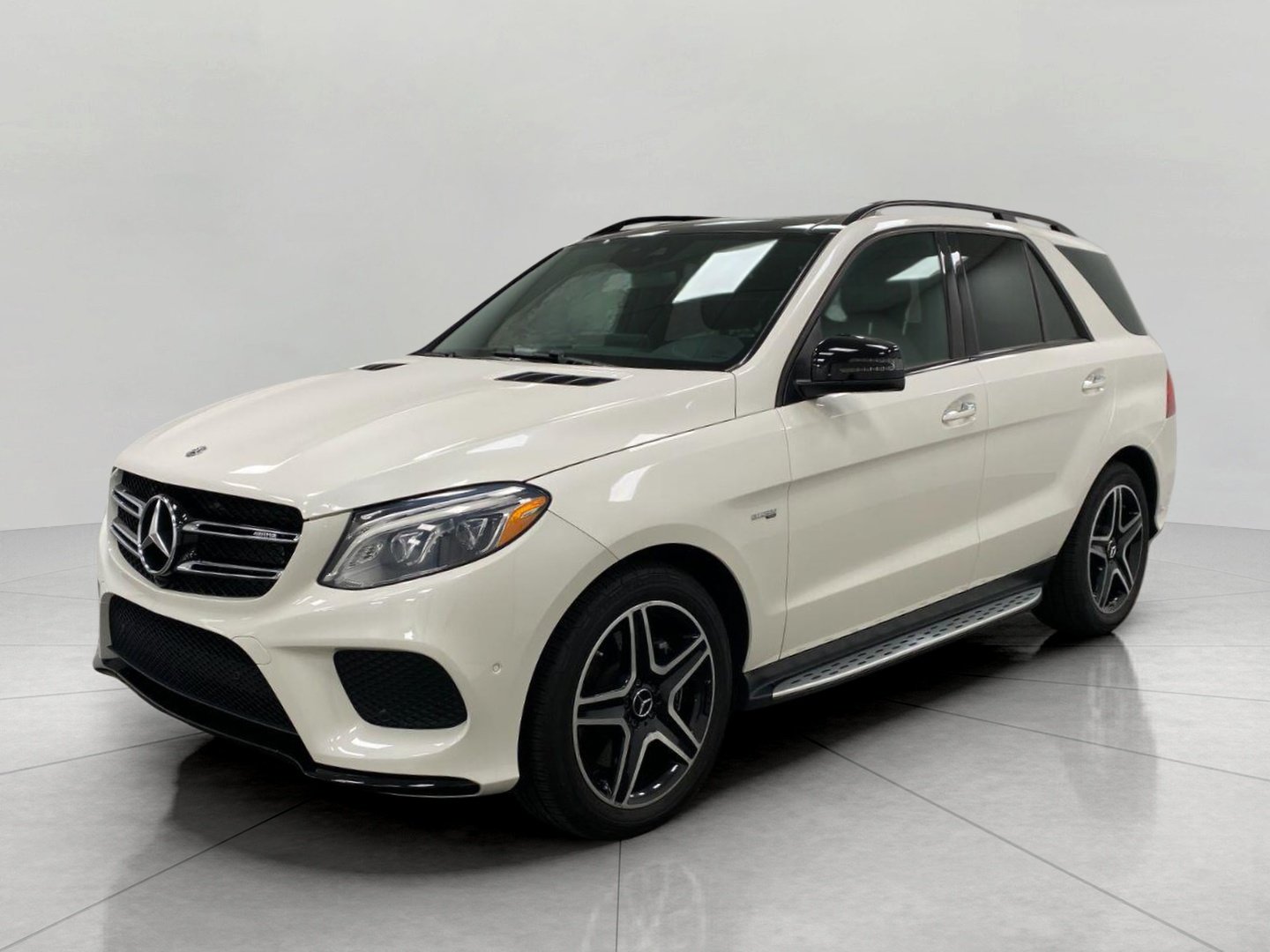 Used 2017 Mercedes-Benz GLE 43 AMG 4MATIC image 9