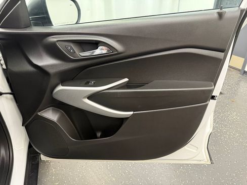 Used 2024 Chevrolet Trax LS w/ Driver Confidence Package FWD image 7