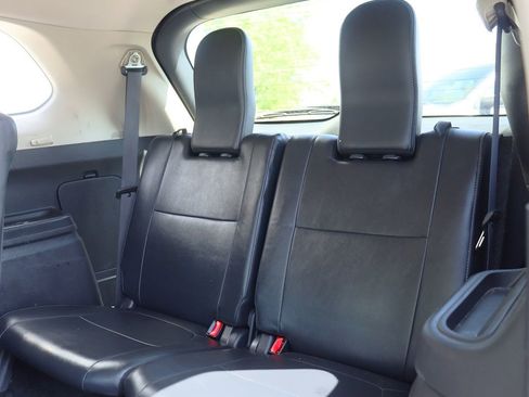 Used 2020 Mitsubishi Outlander SE image 32