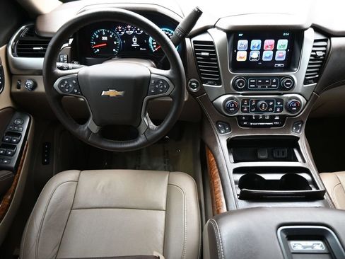 Used 2017 Chevrolet Tahoe Premier RWD image 6