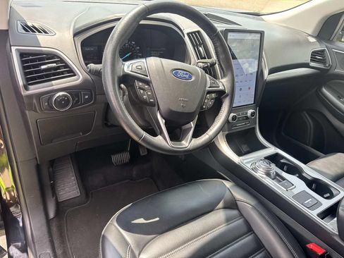 Used 2024 Ford Edge SEL AWD/4WD image 16