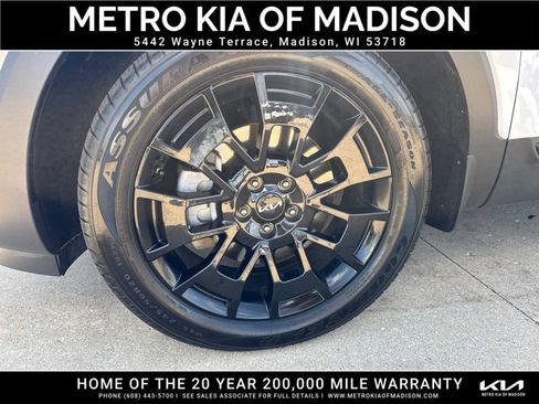 Used 2022 Kia Telluride EX w/ EX Premium Package AWD/4WD image 10