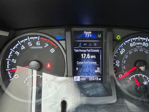 Used 2023 Toyota Tacoma SR AWD/4WD image 34