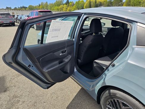 New 2026 Nissan Sentra SV w/ Floor Mat Package FWD image 18