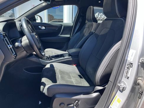 Used 2023 Volvo C40 P8 Recharge Plus AWD/4WD image 13
