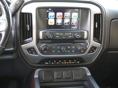 Used 2018 GMC Sierra 1500 SLT image 24