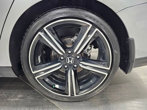 Used 2024 Honda Accord Sport image 10