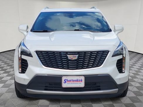 Used 2022 Cadillac XT4 Premium Luxury w/ Cold Weather Package FWD image 2