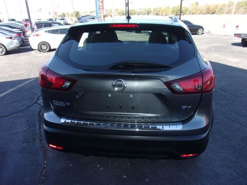 Used 2018 Nissan Rogue Sport SV w/ SV Technology Package image 5