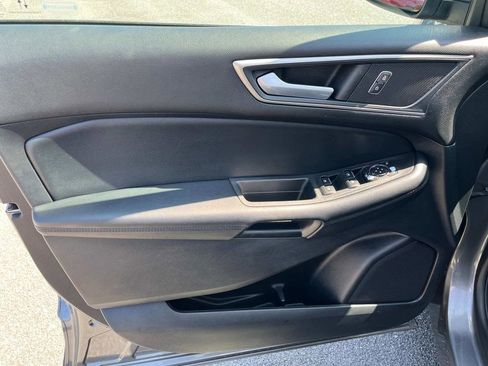 Used 2022 Ford Edge SEL w/ Convenience Package image 24