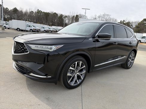 Certified 2023 Acura MDX FWD w/ Technology Package image 31
